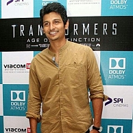 Jiiva and Ravi K Chandran are in a hurry