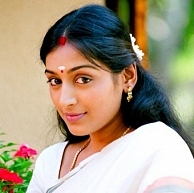 Leading actress Padmapriya gets married