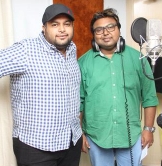 Composer Imman sang a song for composer Thaman in the movie Appatakkar