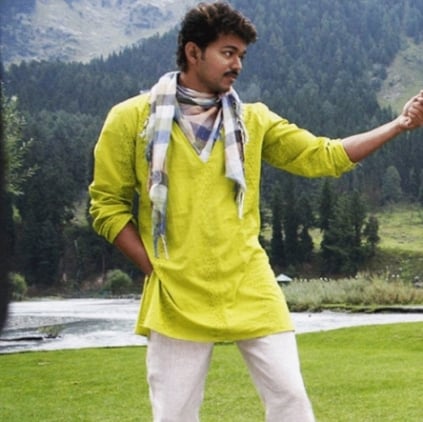 Producers accolades Vijay for helping Vaalu's release