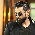 Vikram's director to make his next film with this vibrant actor