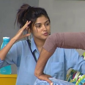 ''I have received numerous requests to cast Oviya''