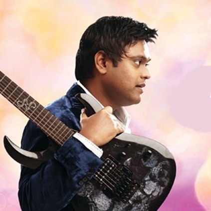 Harris Jayaraj most likely to score music for Santhanam and Vivek's project