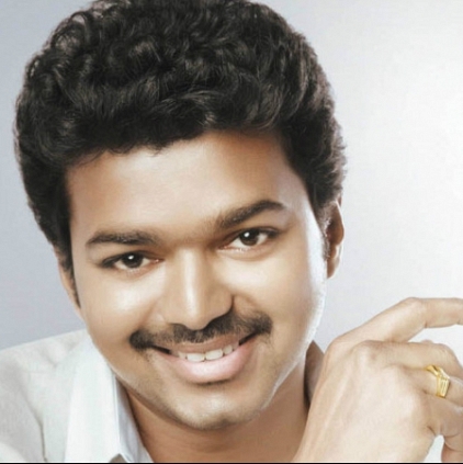 Ilayathalapathy Vijay the only actor to have acted with all leading Kollywood heroines