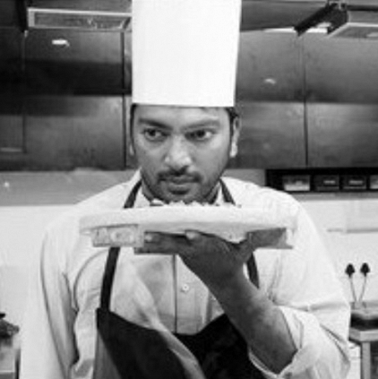 Kalaiyarsan on his role as blind chef in Adhae Kangal