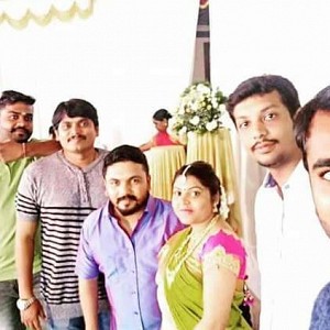 Popular TV anchor and actor gets married