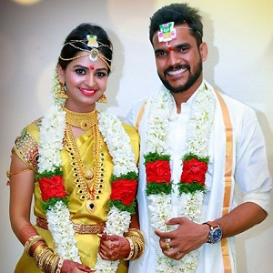 Thaarai Thappatai Actress Anandhi gets married