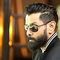 What is Chiyaan Vikram's Garuda about?