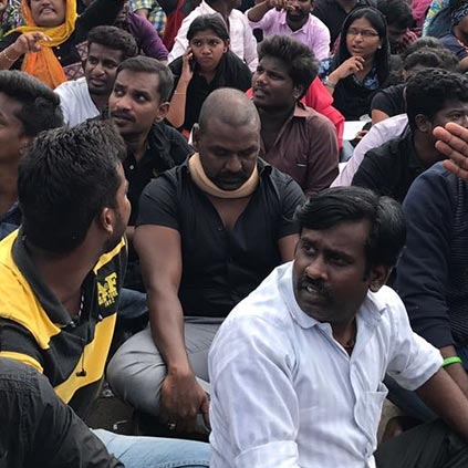 Raghava Lawrence spends 1 crores to buy food and medicines for Jallikattu protesters