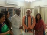 Narendra Modi meets Superstar Rajinikanth