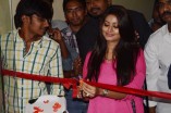 Sneha at the launch of Essensuals
