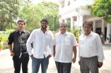 Thalaivaa team meets Police Commissioner
