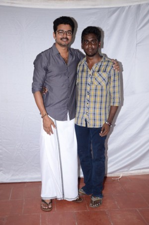 Vijay Meets His Fans