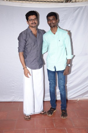 Vijay Meets His Fans