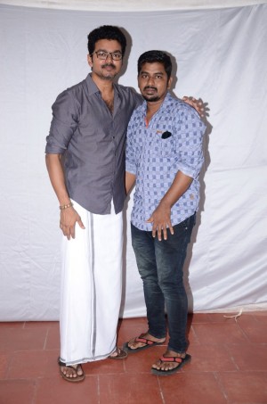 Vijay Meets His Fans