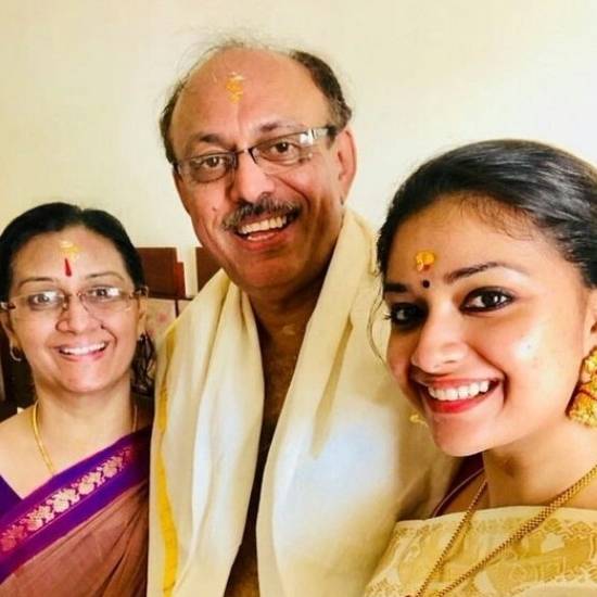 Keerthy Suresh | Celebrities with their Parents, compilations of cute