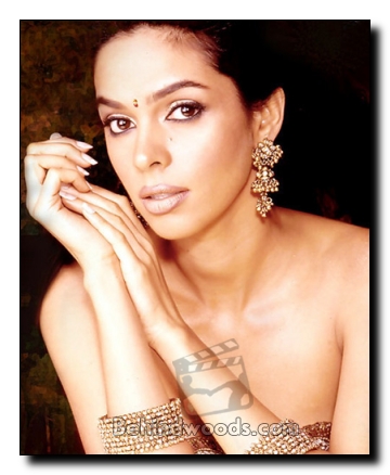 Mallika Sherawat Actress Gallery