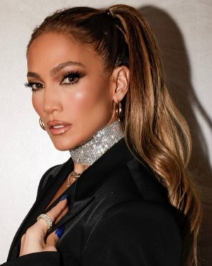 Jennifer Lopez (aka) Jennifer