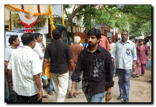 Film fraternity pays last respects to Jeeva