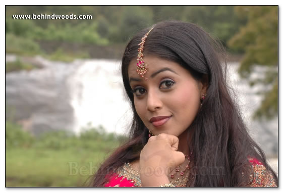 Kodaikanal Movie Gallery