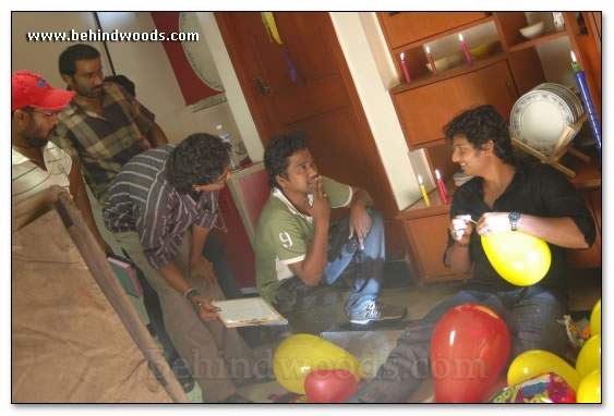 Siva Manasula Sakthi On Location - Images