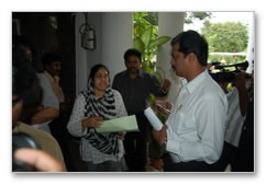 Annes Jeeva in commisioner office - Images