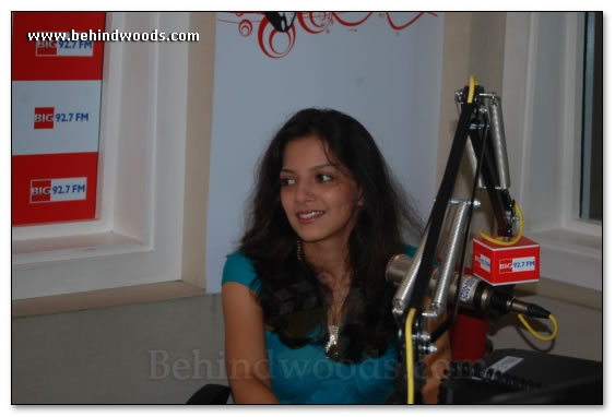 Ishita on air @ Big FM - images