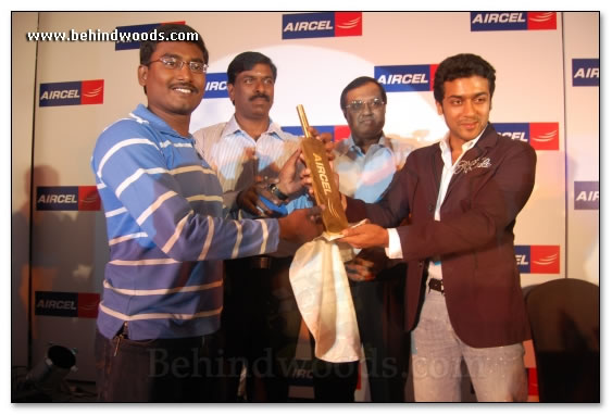 Surya Felicitates Aircel Winners - Images