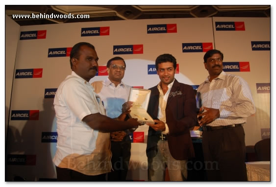 Surya Felicitates Aircel Winners - Images