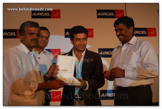 Surya Felicitates Aircel Winners - Images