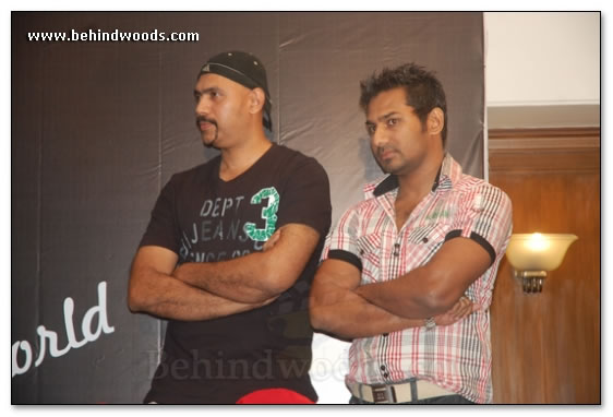 Modhi Vilayadu Press Meet - Images