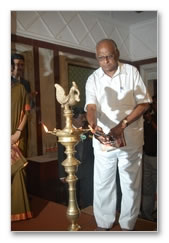 Rajini`s book speaks Tamil - Event images