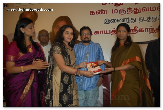 Rajini`s book speaks Tamil - Event images