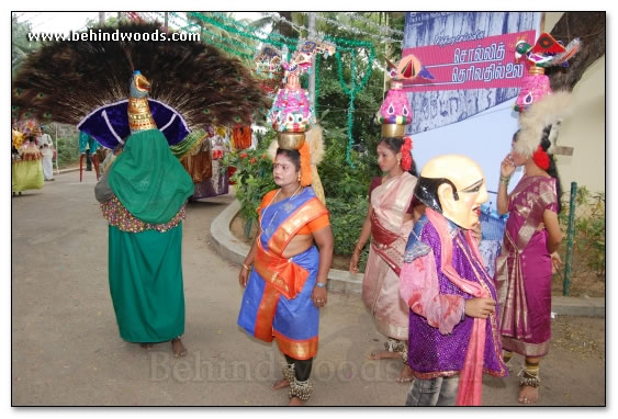 Solli Therivadhillai Movie Launch - Images