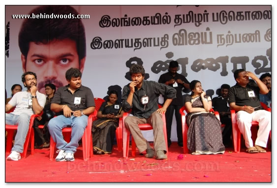 Vijay fans in support of Sri Lankan Tamils - Images