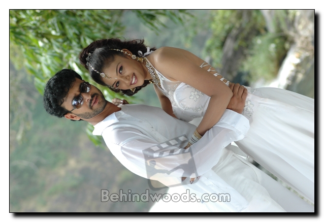 Nee Naan Nila Movie Gallery