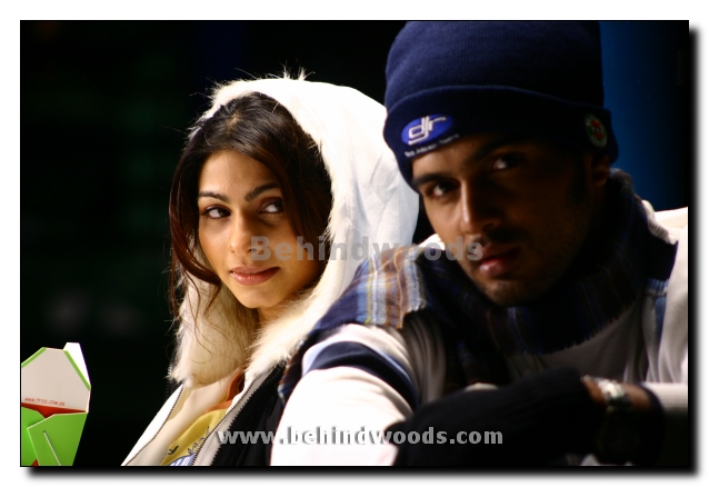 Unnale Unnale Movie Gallery