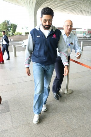 Abhishek Bachchan (aka) AbhishekBachchan