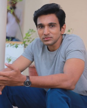 Pratik Gandhi (aka) Pratik Gandhii