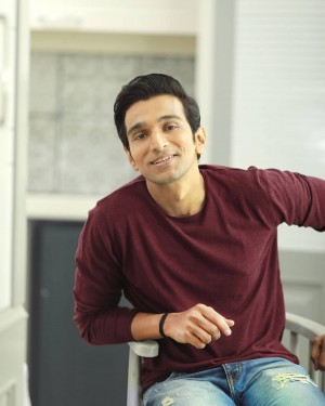 Pratik Gandhi (aka) Pratik Gandhii