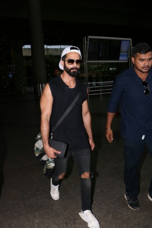 Shahid Kapoor (aka) ShahidKapoor