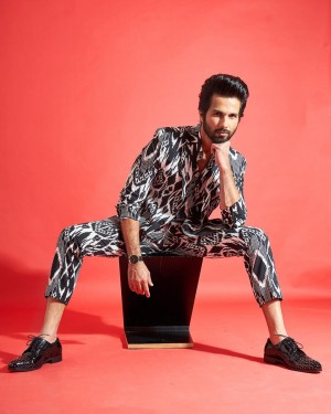 Shahid Kapoor (aka) ShahidKapoor