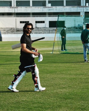 Shahid Kapoor (aka) ShahidKapoor