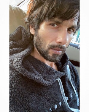 Shahid Kapoor (aka) ShahidKapoor