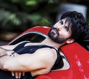 Shahid Kapoor (aka) ShahidKapoor