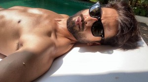 Shahid Kapoor (aka) ShahidKapoor