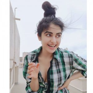 Adah Sharma (aka) Adah