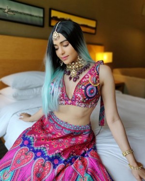 Adah Sharma (aka) Adah