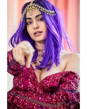 Adah Sharma (aka) Adah