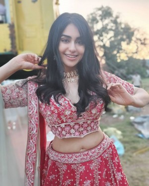 Adah Sharma (aka) Adah